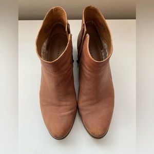 Lucky Brand booties size 9